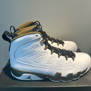 Air Jordan 9 Retro 'Statue' Size 9.5